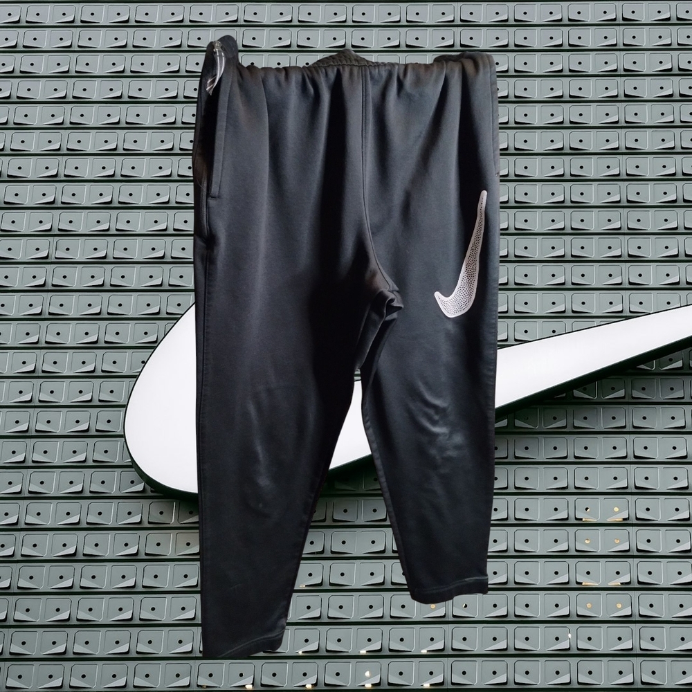 Nike Kids Black and White Sweatpants With Pockets